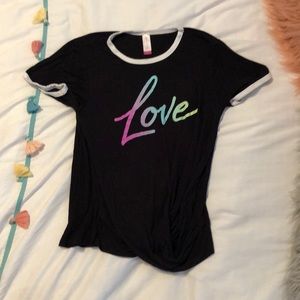 black quote t-shirt with white collar